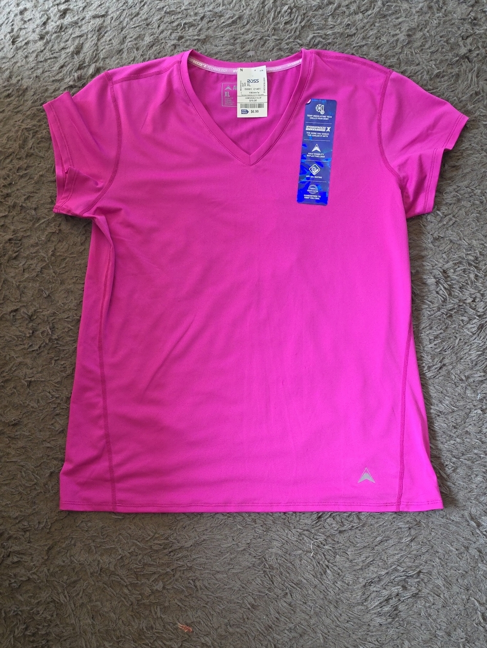 NWT Artic Cool Sz XL Hot fuschia V-Neck Performance Tee